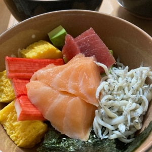 甘めのたれがうまい！海鮮丼